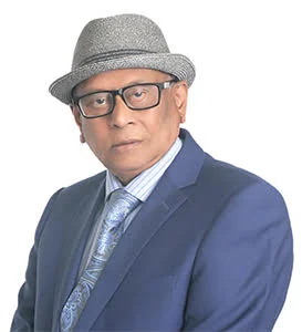 Salesman walking into restaurant